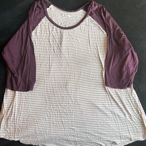 Maurices Sz 4 baseball tee